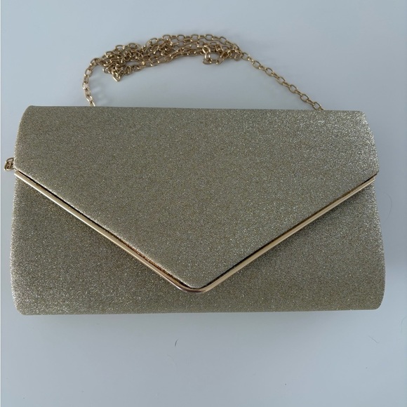 Le Château Gold Glitter Clutch NWOT - Picture 1 of 3